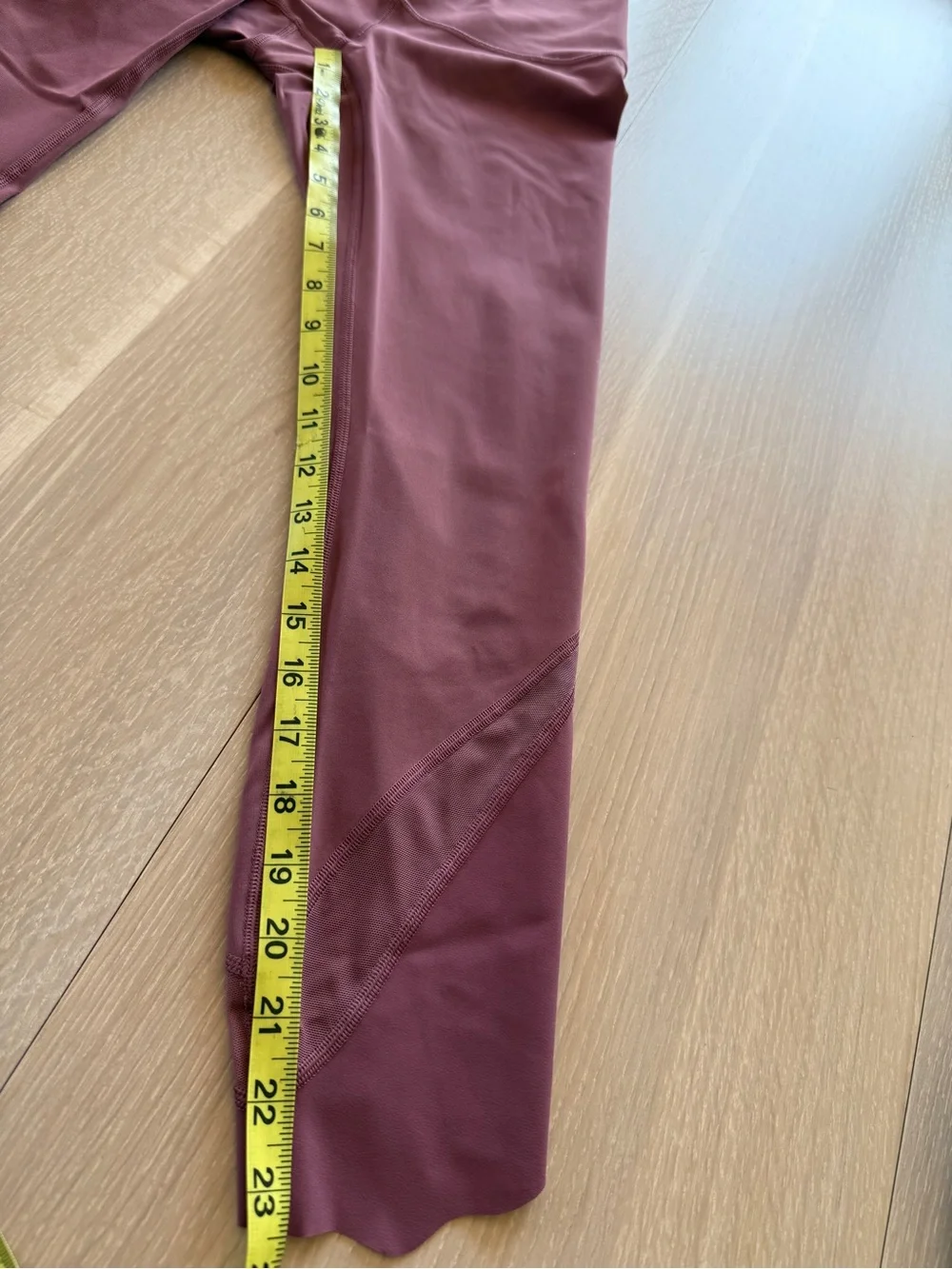 Lululemon Wunder Under Crop II Hi-Rise Scallop 24” Leggings, Plum Size 6